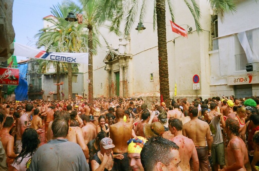 Bunyol Town Square