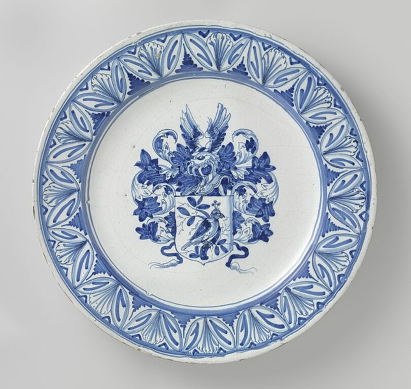 Armorial Dish