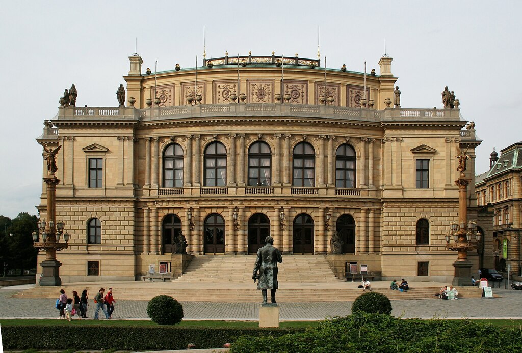 Praha Rudolfinum front