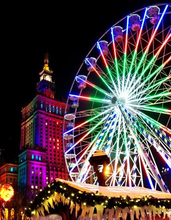 Pałac Kultury i Nauki i diabelski młyn