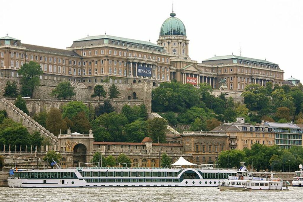 Buda Castle from the other side of the Danube (5985828602)