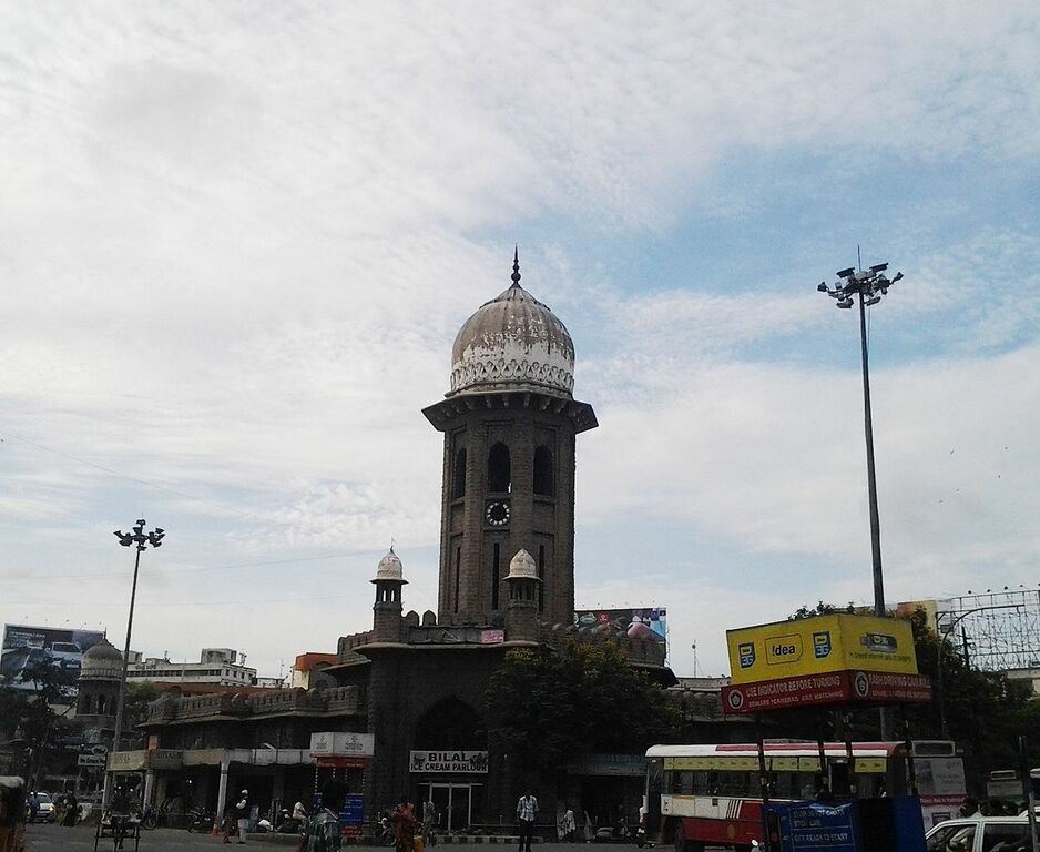 Moazzam jahi market Hyderabad