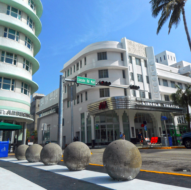 Lincoln Road Mall