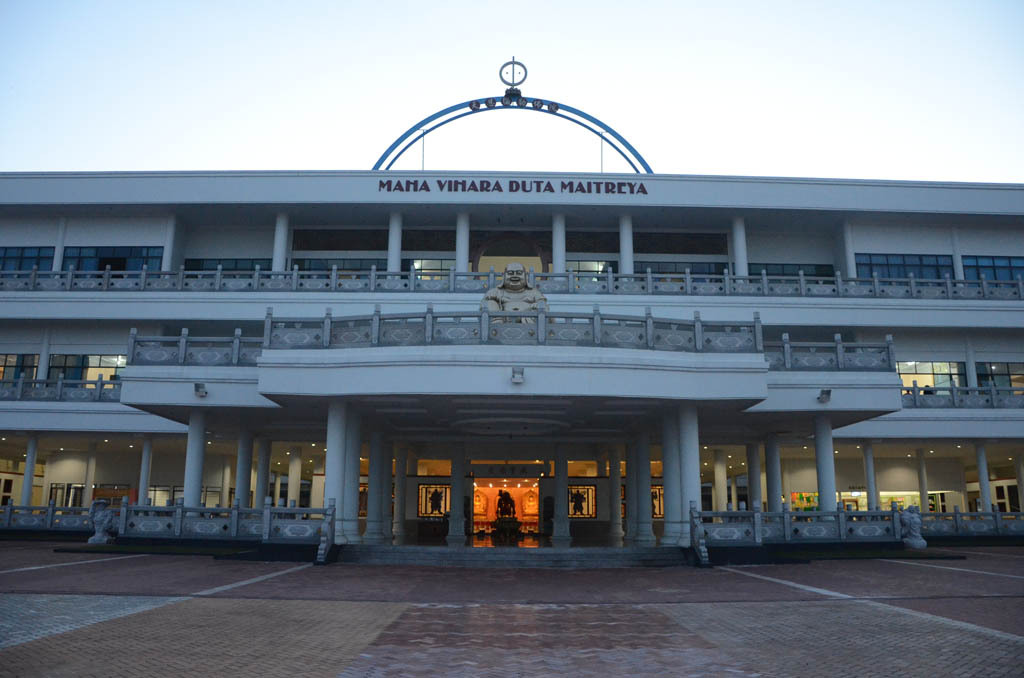 Maha Vihara Duta Maitreya Buddhist Temple