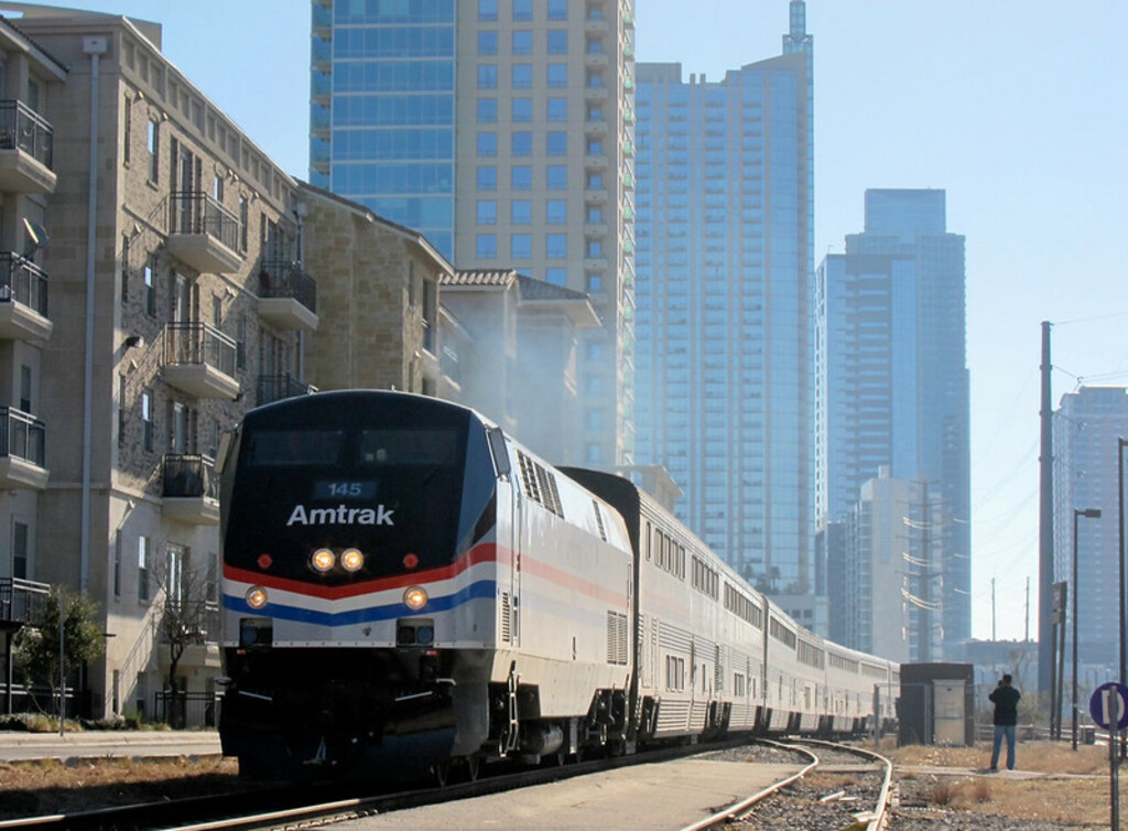 Texas Eagle arriving in Austin, en route from Los Angeles to Chicago