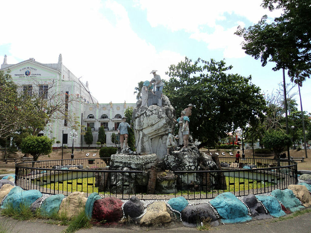 Lucena Perez Park Magsasaka