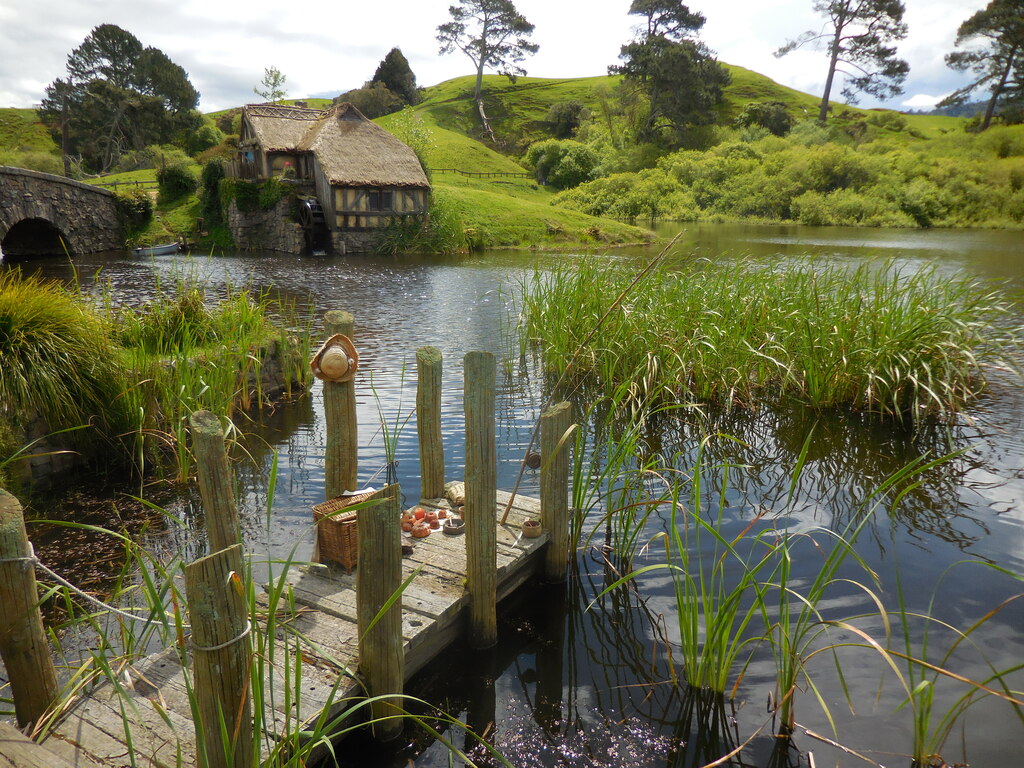 Hobbiton, The Shires, Middle-Earth, Matamata, New Zealand - panoramio (5)