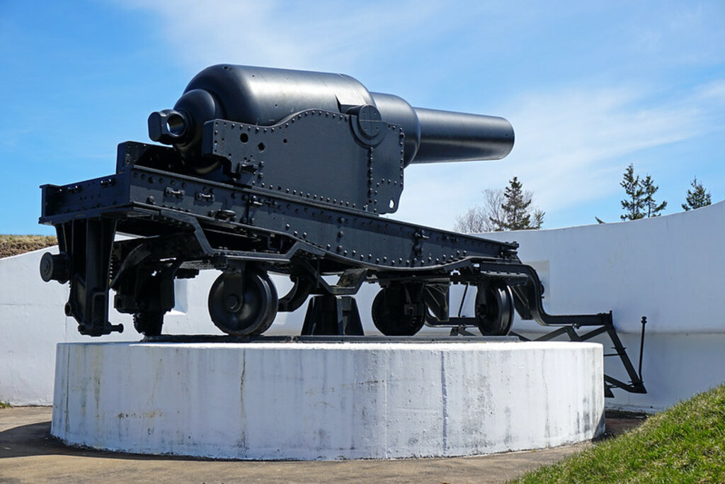 NS-00191 - Nine-Inch Rifled Muzzle-Loading Gun