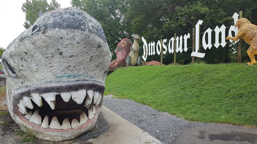 Dinosaur Land sign