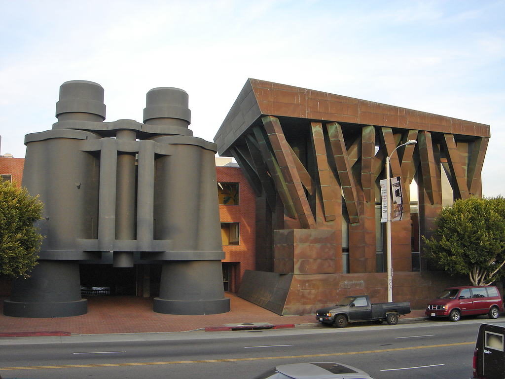 Chiat/Day Bldg