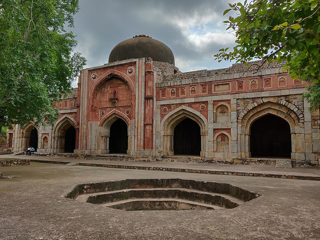 Jamali Kamali Mosque and Tomb (Q4292384)- Mehrauli - Delhi -N-DL-95 2
