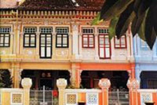 pengantar makanan dan budaya peranakan