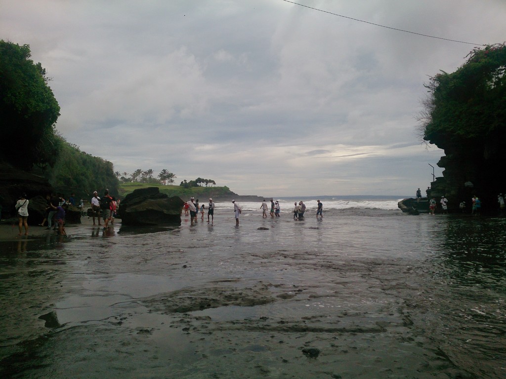 A path to Tanah Lot Temple