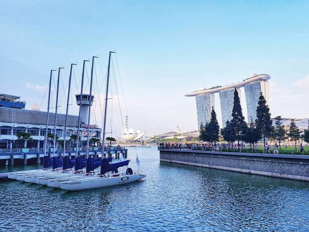 MBS from near Downtown MRT