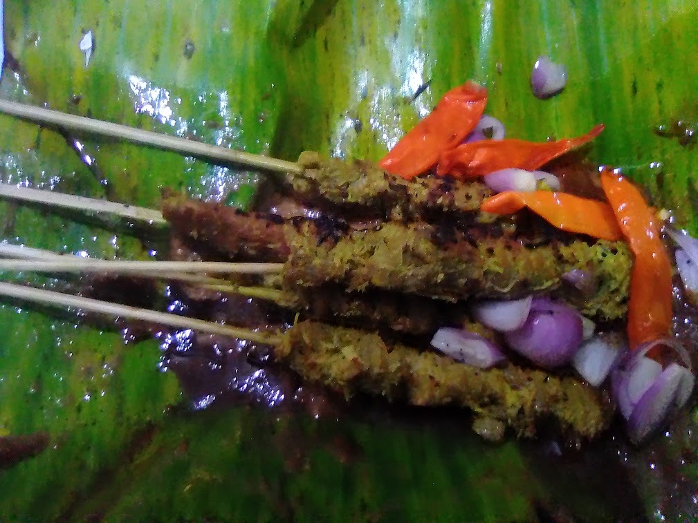Sate Klopo Ondomohen Bu Asih Surabaya