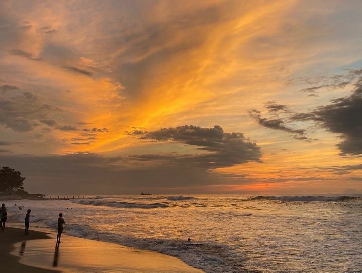 sunset in La Union