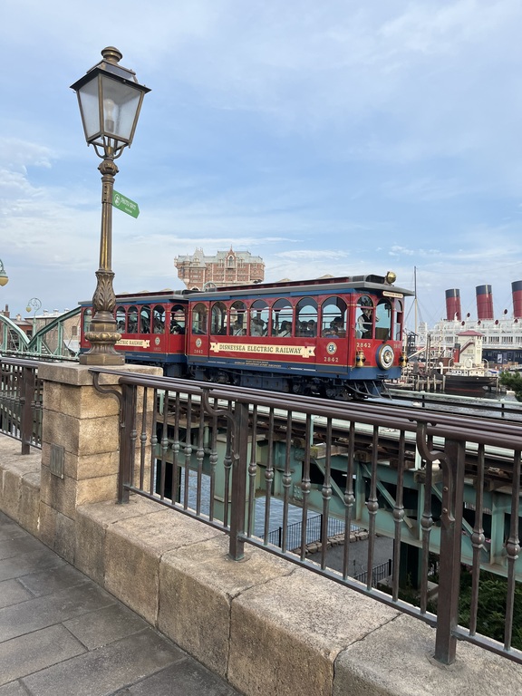 DisneySea Electric Railway