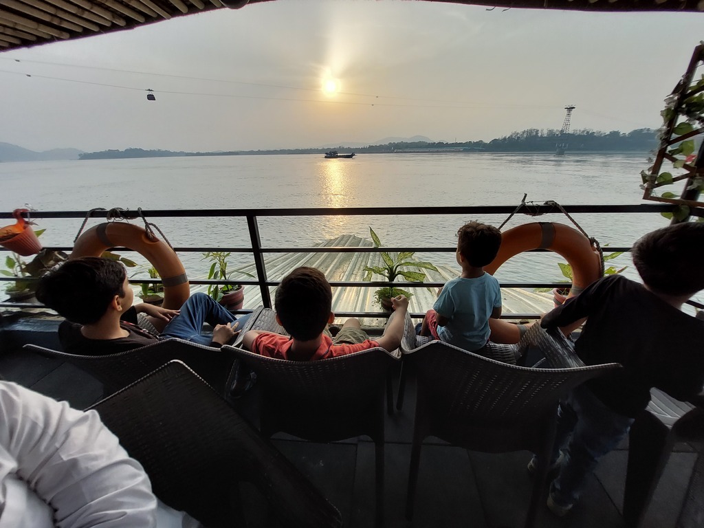 Cruising the Brahmaputra