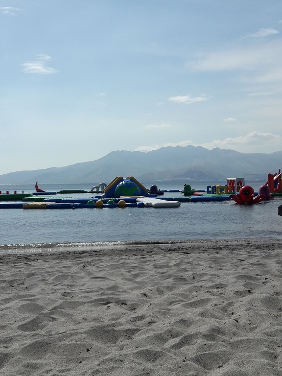 Inflatable Island