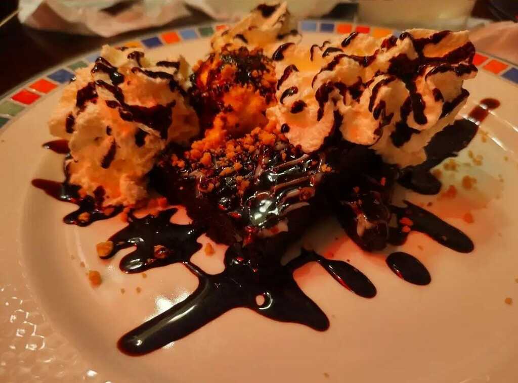 Chocolate Brownie & Ice Cream