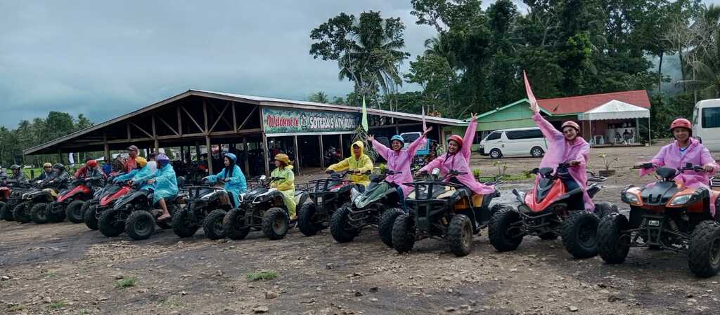ATV ride around Chocolate hills