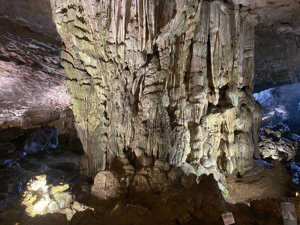 Sung Sot Cave