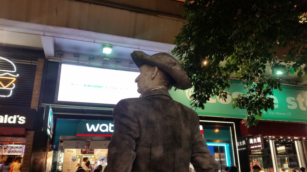 Living statue #2