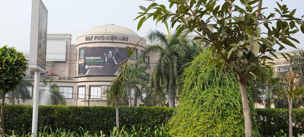 DLF Promenade