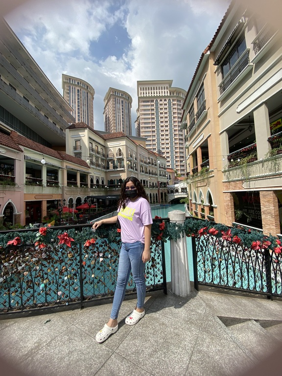 A photo of me in the Grand Canal Bridge