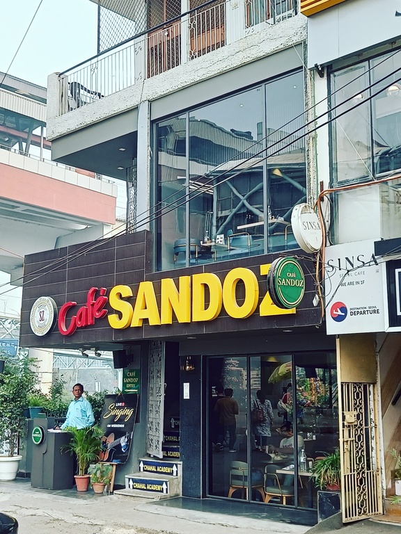 Cafe Sandoz, Satya Niketan