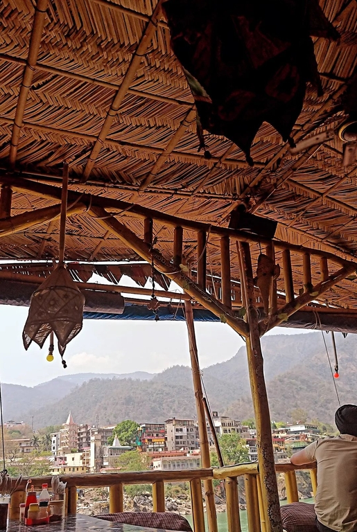 Harry's Cafe, Laxman Jhula