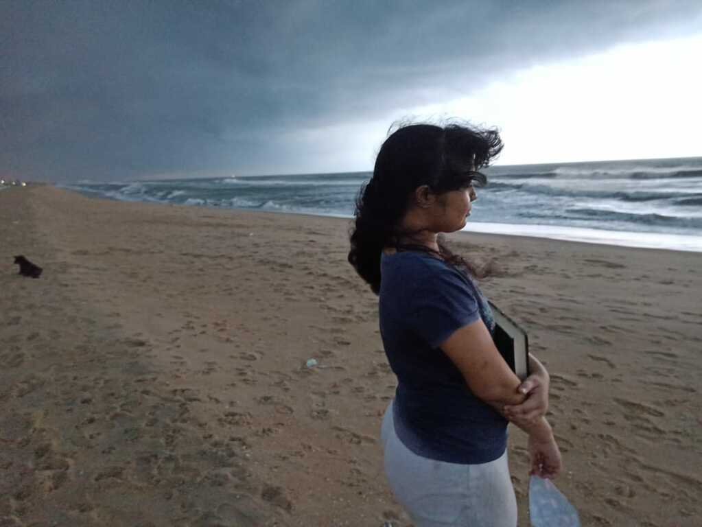 Thiruvalluvar Beach, on a cloudy day