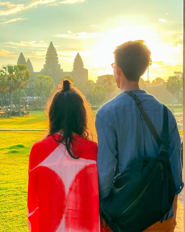 Witnessing the gorgeous sunrise together