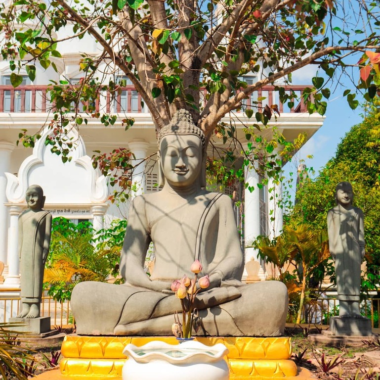 Meditating Buddha at Kok Patree Pagoda