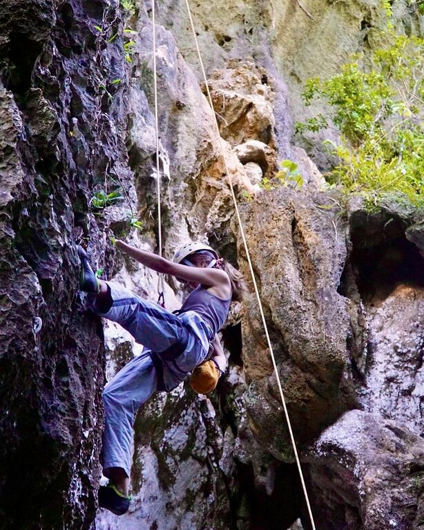 Mataas Crag, Cagraray Island, Bacacay, Albay