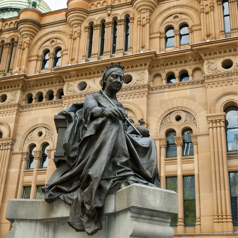 Statue of Queen Victoria