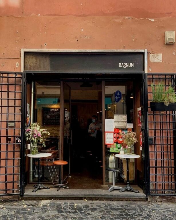 Cafe Barnum