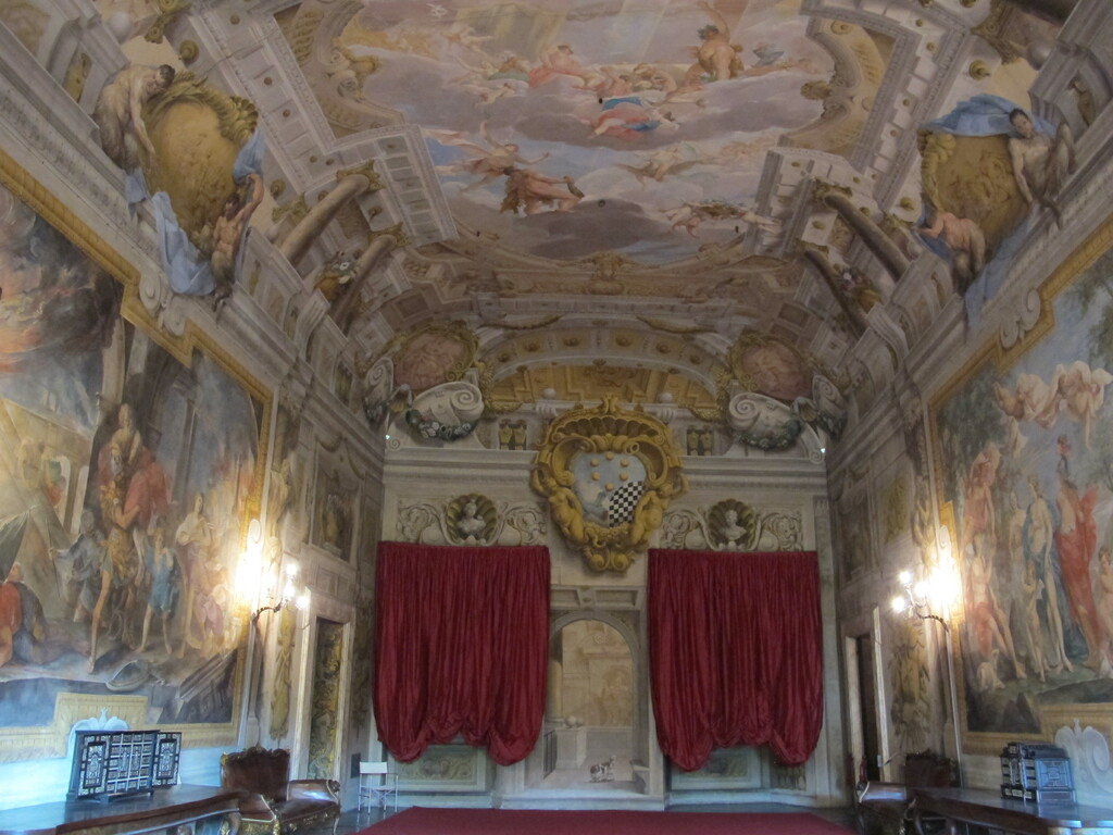 Palazzo Mansi 1