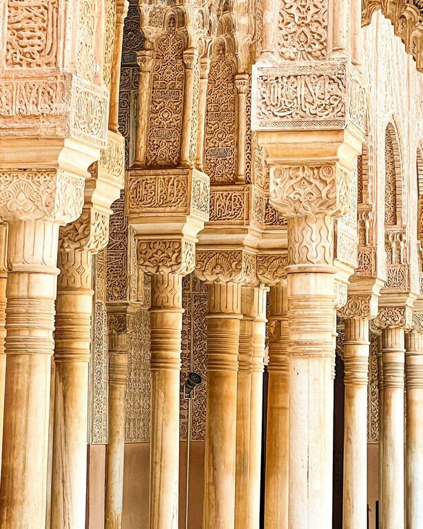 Patio de Los Leones in Alhambra