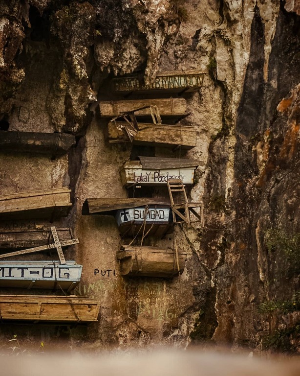 Hanging Coffins, Echo Valley, Sagada