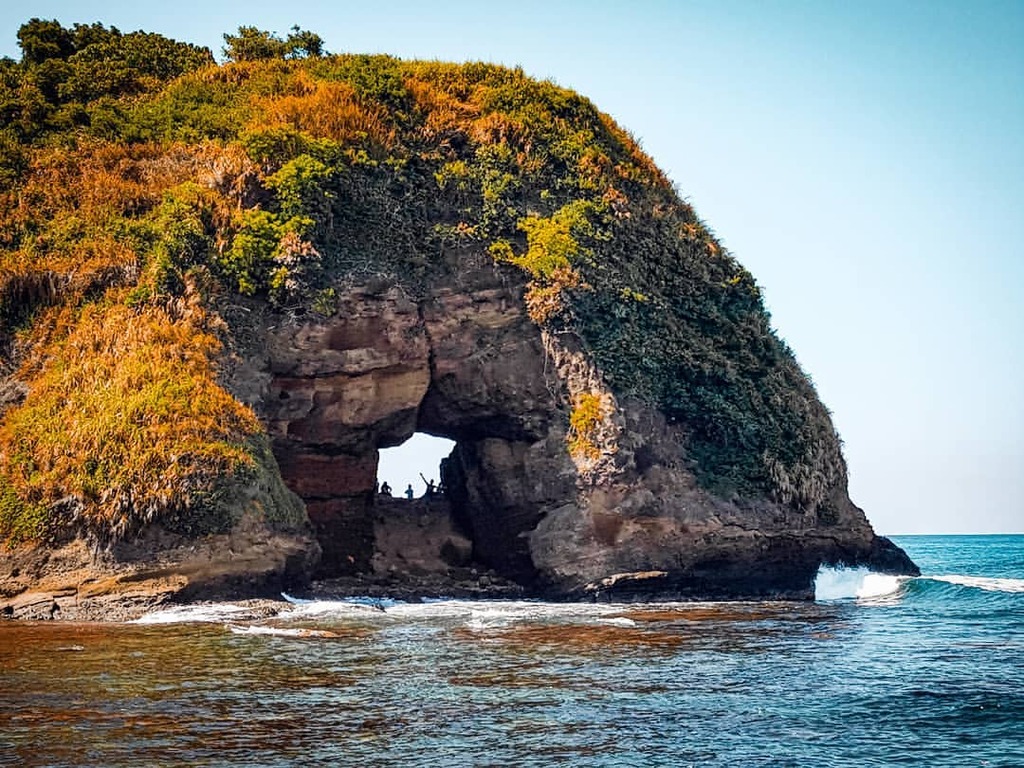 Bantay Abot Cave