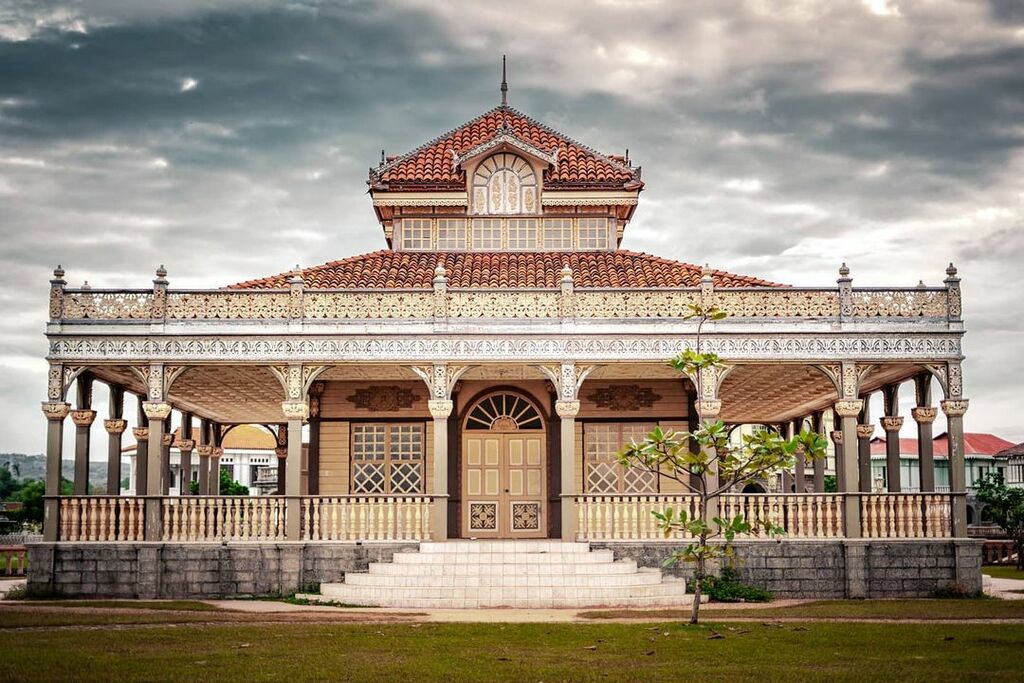 Las Casas Filipinas De Acuzar
