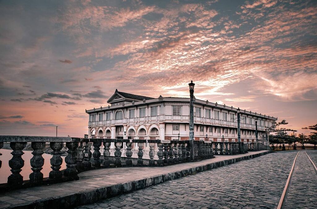 Las Casas Filipinas De Acuzar