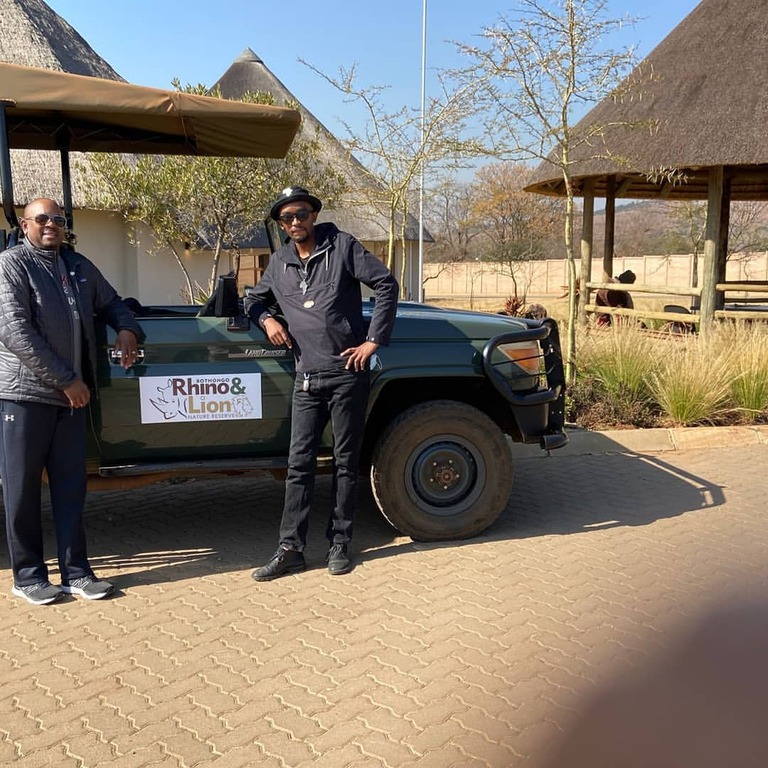 Bothongo Rhino & Lion Nature Reserve
