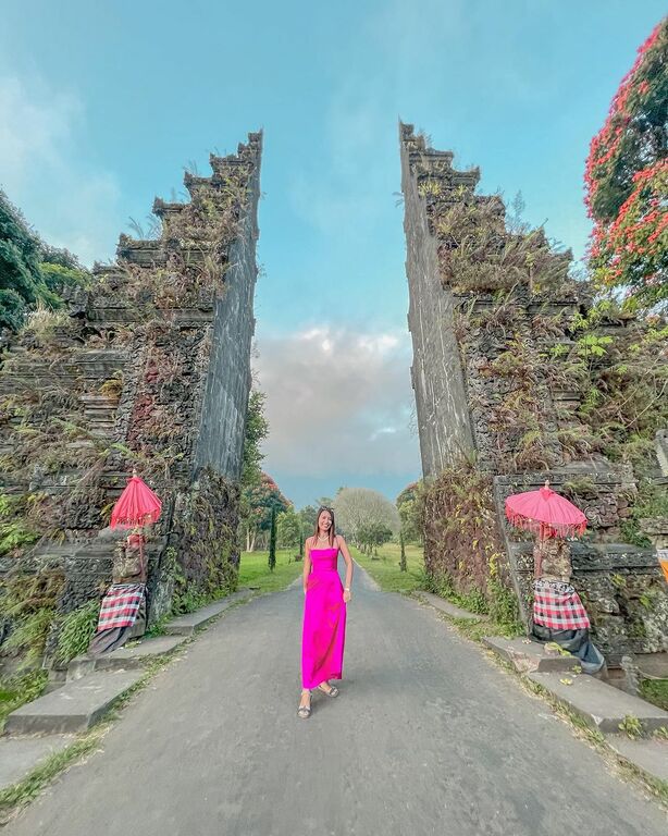 Handara Gate
