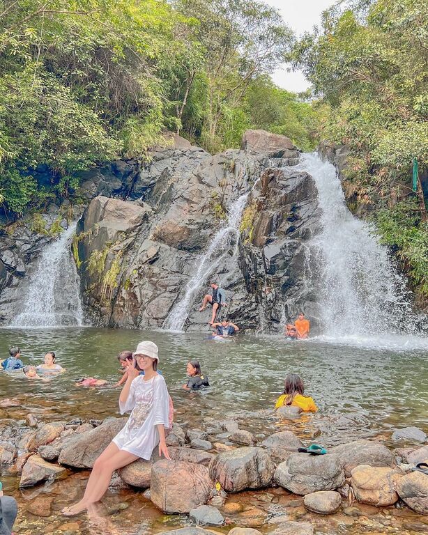 Lubong Nangoloan Falls