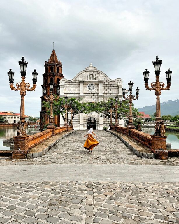 Las Casas Filipinas de Acuzar, Bataan