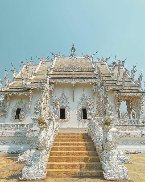 Wat Rong Khun - White Temple, Pa O Don Chai
