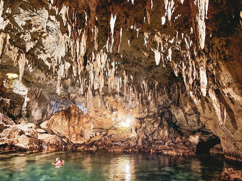 Hinagdanan Cave, Dauis