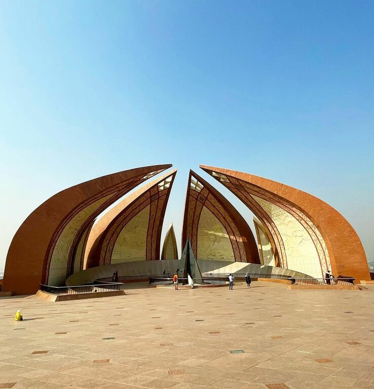 Pakistan Monument